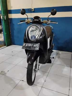 Jual bekas honda scoopy karbu 2011,lokasi di Tangerang Kota