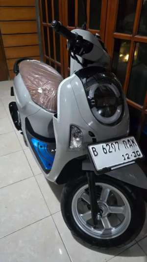 Jual bekas Honda Scoopy Keyless Prestigeth 2025 New Model,lokasi di Jakarta Timur