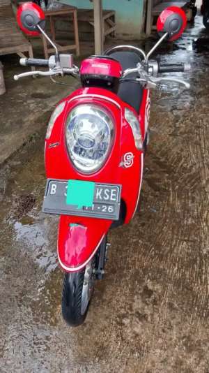 Jual bekas honda Scoopy merah,lokasi di  ,Bekasi Kab.