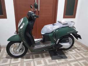 Jual bekas Honda Scoopy New prestige keylles 2024,lokasi di Jakarta Timur
