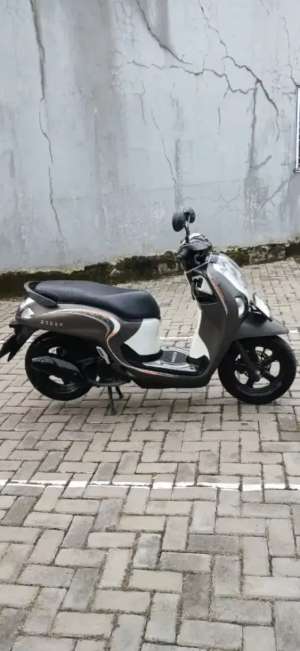 Jual bekas Honda Scoopy pemakaian 2025,lokasi di Tangerang Kota