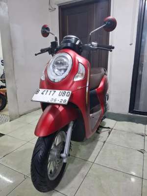 Jual bekas HONDA SCOOPY PRESTIGE TAHUN 2023, MERAH DOFF ISTIMEWA,lokasi di Jakarta Selatan