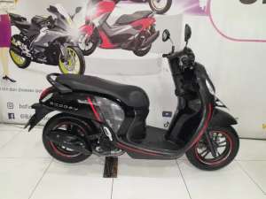 Jual bekas HONDA SCOOPY SPORTY 2021 MESIN TOP,lokasi di Surabaya Kota