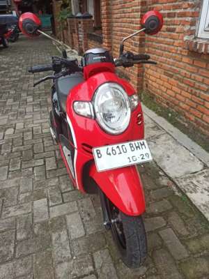 Jual bekas Honda Scoopy Sporty Remote 2019 Mulus Pajak On Panjang,lokasi di Tangerang Selatan Kota