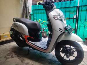 Jual bekas Honda Scoopy Stylish 2017,lokasi di Bandung Kota