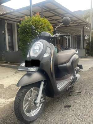 Jual bekas Honda Scoopy stylish 2023,lokasi di Bandung Kab.
