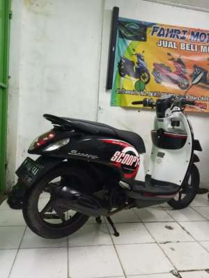 Jual bekas Honda Scoopy Tahun 2015,lokasi di  