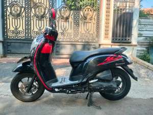 Jual bekas Honda scoopy tahun 2018,lokasi di Jakarta Timur