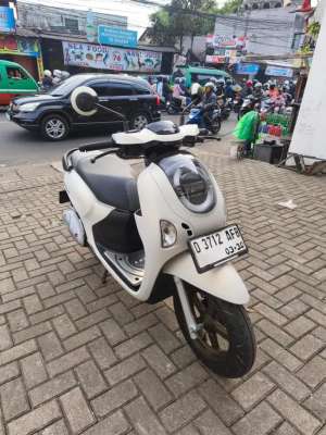 Jual bekas Honda Scoopy tahun 2025,lokasi di Cimahi Kota