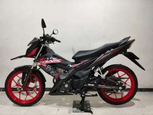 Jual bekas HONDA SONIC 150 TAHUN 20232024 KM SERIBU AN,lokasi di Surabaya Kota