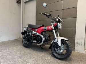 Jual bekas Honda ST125ST 125 DAX,lokasi di Bandung Kota