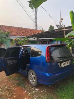 Jual bekas Honda Stream 2004 Bensin,lokasi di  ,Depok Kota