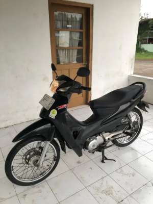 Jual bekas Honda Supra fit new 2005 kumplit isi,lokasi di Bandung Kota