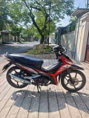 Jual bekas Honda Supra X 125 tahun 2019 surat komplit,lokasi di Surabaya Kota