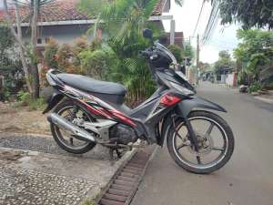 Jual bekas HONDA SUPRA X 125 TAHUN 2015 MURMER,lokasi di Jakarta Timur