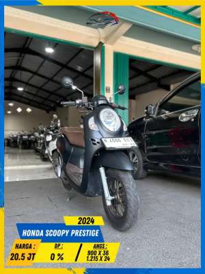 Jual bekas HONDA VARIO 110 2016 MESIN AMAN POLL MASZEHH HIKMAH MOTOR KEPUH,lokasi di Malang Kota