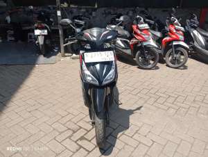 Jual bekas Honda Vario 110 fi Tahun 2014 surat komplit,lokasi di Bekasi Kab.