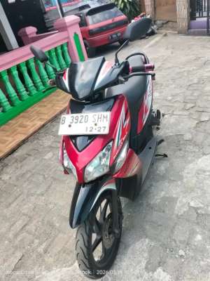 Jual bekas Honda. Vario 110 th 2012. Pajak. Jakarta. Surat. Komplit,lokasi di Depok Kota