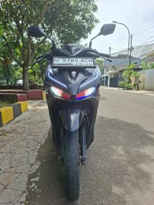 Jual bekas Honda Vario 125 2019 jual santai,lokasi di Bandung Kota