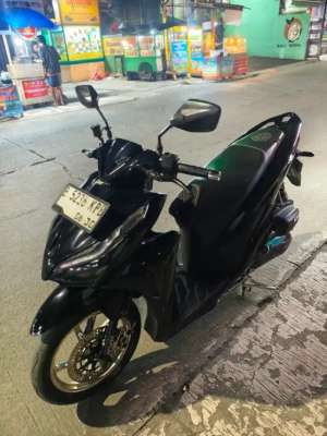 Jual bekas Honda Vario 125 2022 siap nongkrong,lokasi di Bekasi Kota