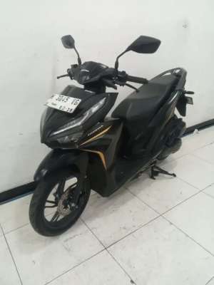 Jual bekas Honda Vario 125 CBS ISS keyless 2023,lokasi di Salatiga Kota