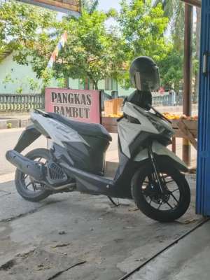 Jual bekas Honda Vario 125 FI CBS 2017,lokasi di Jambi Kota