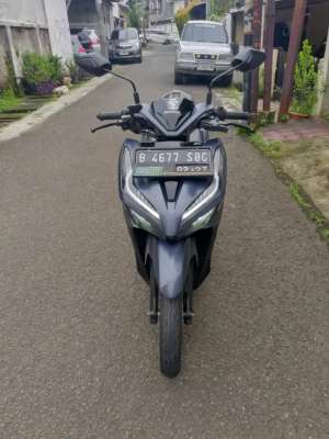 Jual bekas Honda Vario 125 ISS 2022 Type tertinggi,lokasi di Jakarta Selatan