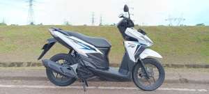 Jual bekas Honda Vario 125 LED Low KM 2017,lokasi di Depok Kota