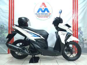 Jual bekas HONDA VARIO 125 LED OLD TH 2016 LOW KM 32RB GRESS NO MINUS CASHTT,lokasi di Jakarta Selatan