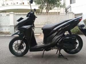 Jual bekas Honda Vario 125 LED tahun 2019 km 23 RB istimewa No minus kircon,lokasi di Bandung Kota