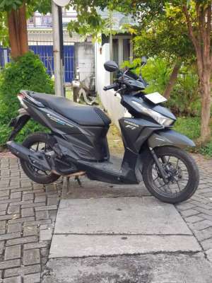 Jual bekas Honda Vario 150 2015 W sda,lokasi di Surabaya Kota