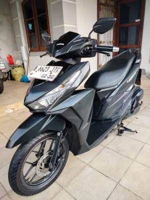 Jual bekas Honda Vario 150 cc Tahun 2015,lokasi di Tangerang Selatan Kota