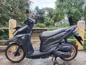 Jual bekas Honda Vario 150 fi th 2017 tinggal gass,lokasi di Depok Kota