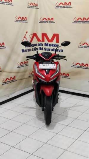 Jual bekas Honda Vario 150 keyless tahun 2019 merah doff,lokasi di Surabaya Kota