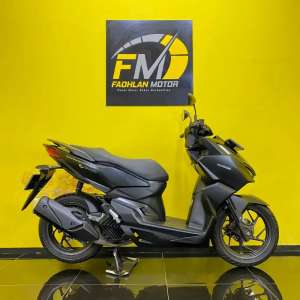Jual bekas Honda Vario 160 2023 plat Depok warna Hitam,lokasi di Depok Kota