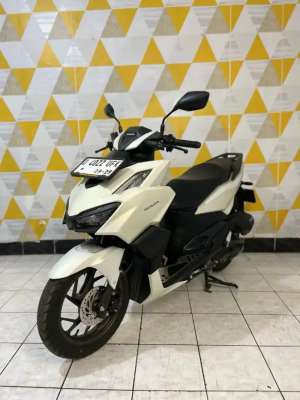 Jual bekas Honda Vario 160 CBS 2024,lokasi di Bandung Kota