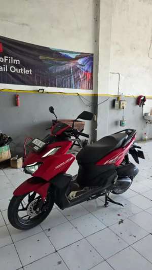 Jual bekas Honda Vario 160CC Tahun 2023 Pmk 2024,lokasi di Surabaya Kota