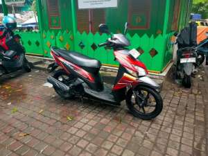 Jual bekas Honda Vario Cw 110cc Karburator Thn 2012,lokasi di Jakarta Selatan