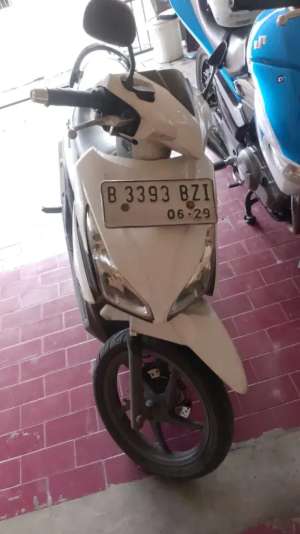 Jual bekas Honda Vario FI 2014,lokasi di Jakarta Selatan