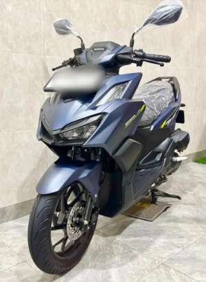 Jual bekas Honda Vario Tecno 160 CBS Tahun 2025 Bulan 11 Seperti Baru,lokasi di Jakarta Selatan