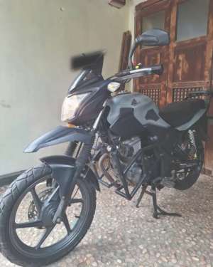Jual bekas HONDA VERZA 150 2014Siap TouringTerawatBonus Box,lokasi di Cimahi Kota