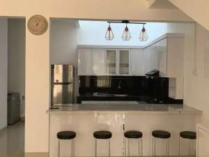 Hotsale Discovery Aluvia Rumah Homie Terawat Siap Huni Cielo Lumina Emerald lokasi di Tangerang Selatan Kota, tersedia melalui melalui situs Olx