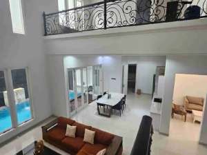 House For Rent Surabaya Indonesia Swimming Pool Sewa Rumah Pakuwon Indah Full Furnished Kolam Renang lokasi di Surabaya Kota, tersedia melalui melalui situs Olx