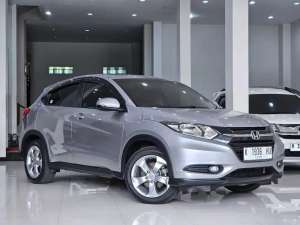 Jual bekas HRV E 2017 AtMatic Plat K Tgn 1 2016 Prestige 2018,lokasi di Surakarta Kota