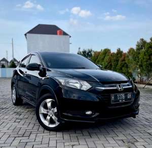 Jual bekas HRV E MATIC LOW KM NYARIS BARU,lokasi di Semarang Kota