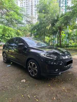 Jual bekas HRV PRESTIGE 1.8 2016,lokasi di Jakarta Barat