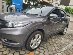 Jual bekas HRV type S MT 2016,lokasi di Pontianak Kota