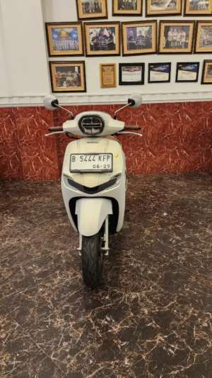 Jual bekas Hub ima dp PROMO Stylo 160 abs 2024 km low . Ktp daerah bisa kredit,lokasi di Depok Kota