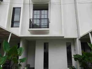 Hunian aman nyaman elegan di cirendeu lokasi di Tangerang Selatan Kota, tersedia melalui melalui situs Olx