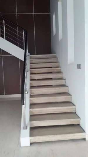 Hunian elite siap huni di Katamaran Indah Pantai Indah Kapuk lokasi di Jakarta Utara, tersedia melalui melalui situs Olx